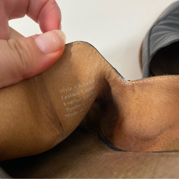 Madewell Black Leather Frances Mule - Picture 7 of 11